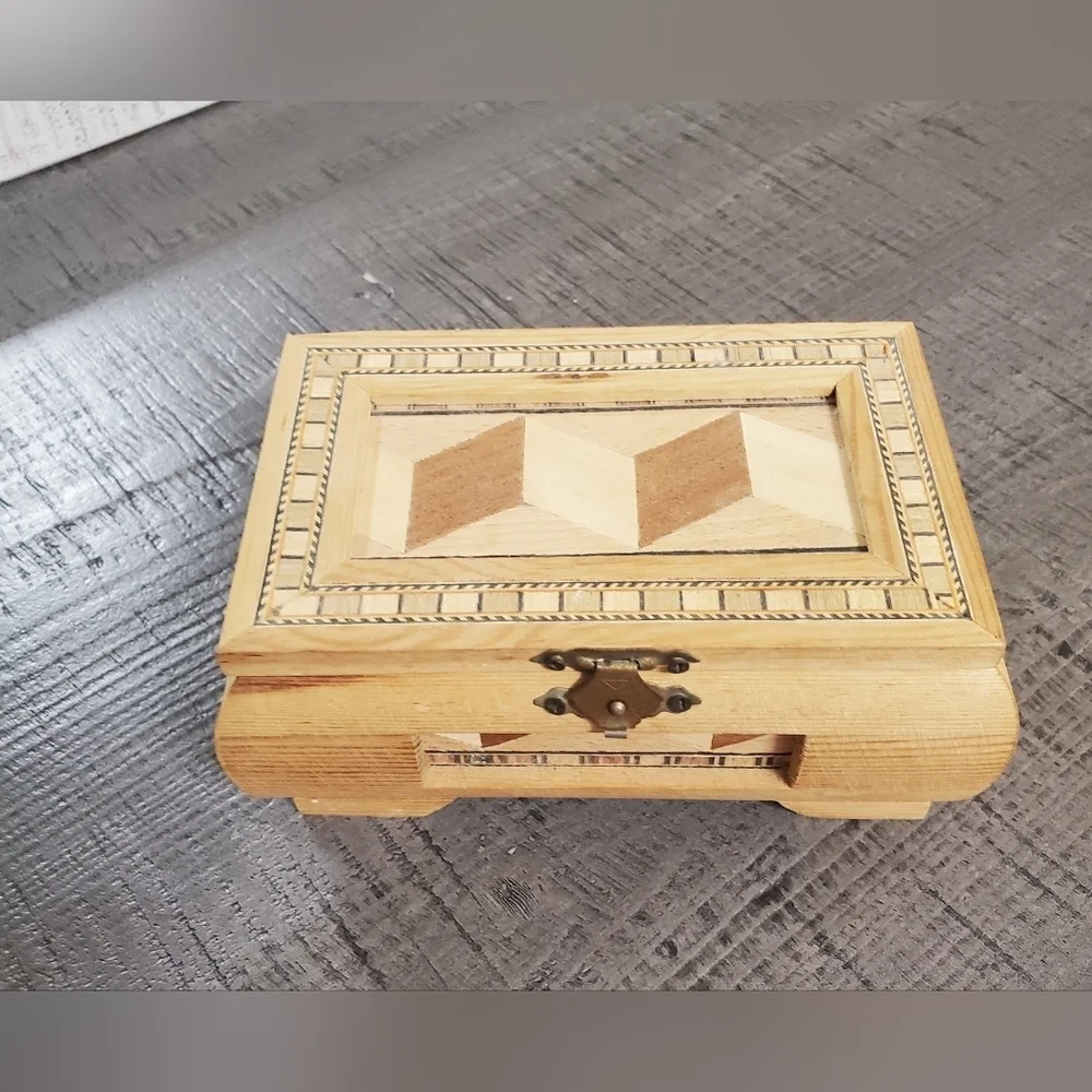 & Other Stories Wooden Jewelry Box with Geometric Design